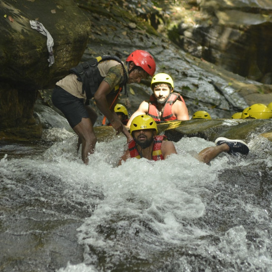 WHITE WATER RAFTING