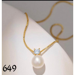 Pearl Pendent